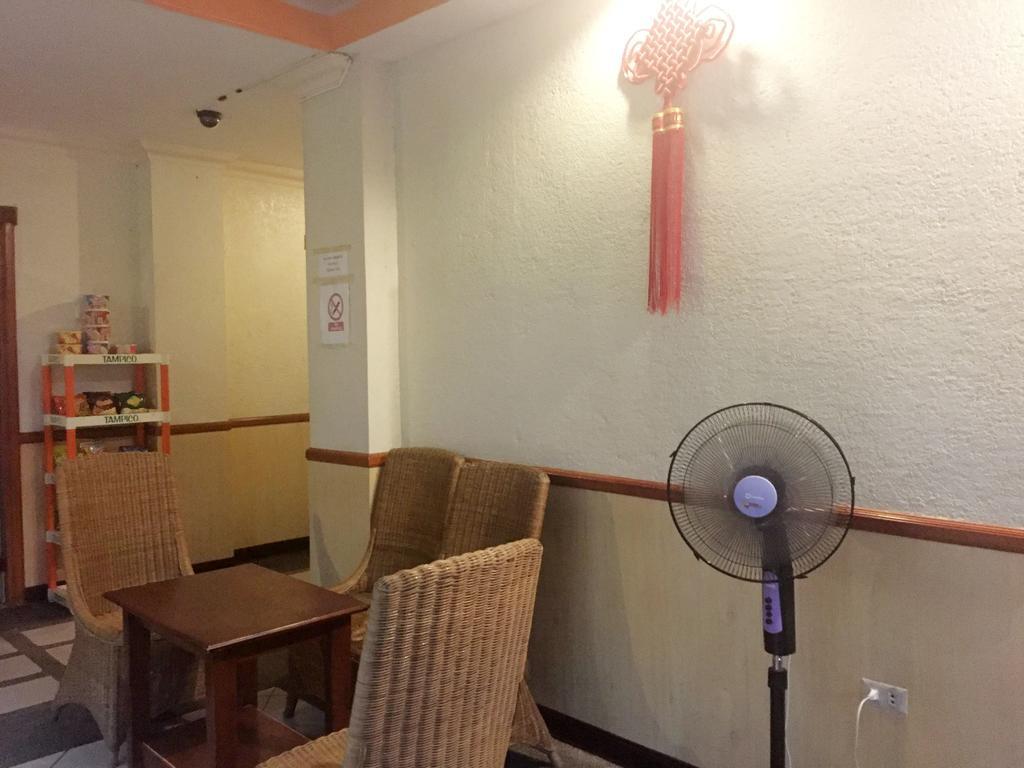 Park Hill Hotel Lapu-Lapu City Esterno foto