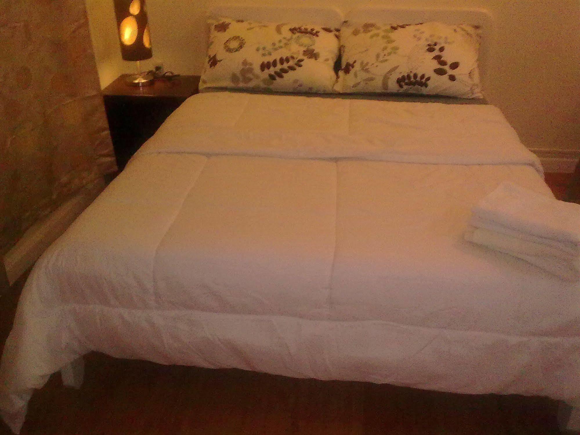 Park Hill Hotel Lapu-Lapu City Esterno foto