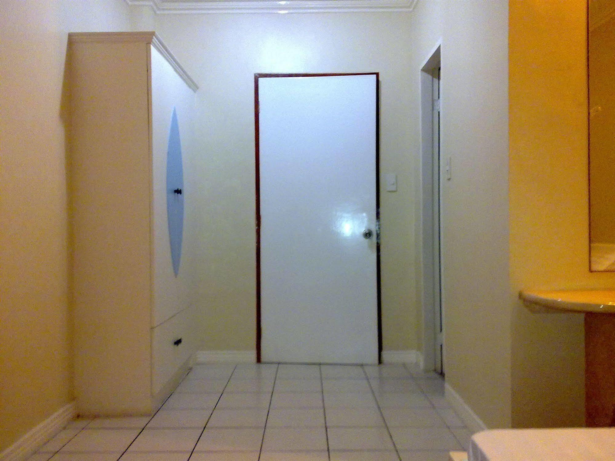 Park Hill Hotel Lapu-Lapu City Esterno foto