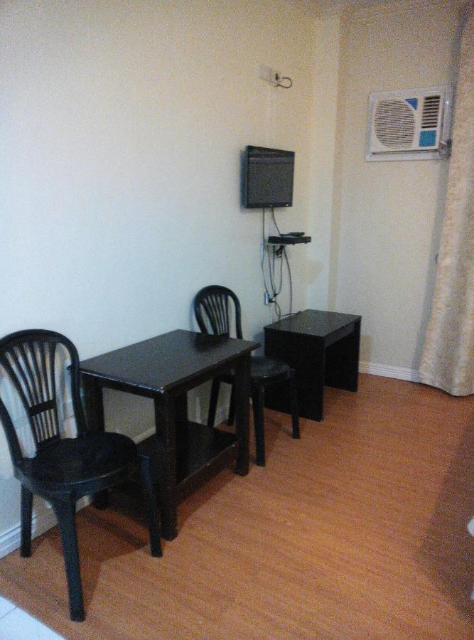 Park Hill Hotel Lapu-Lapu City Esterno foto